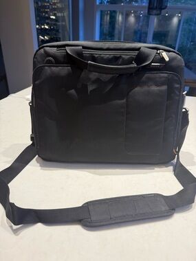 Briggs & Riley Laptop Messenger Bag